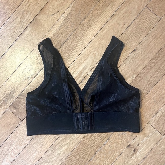 Wacoal Net Effect Lace Bralette size 32 (small) - Picture 9 of 12